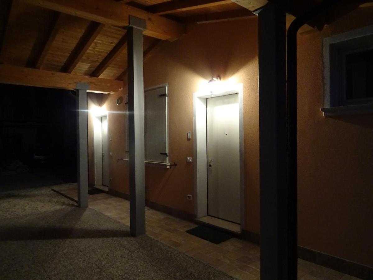 Villanuova sul clisiCascina Legnago Bilocale A 6 Chilometri Da Salo'アパートメント エクステリア 写真
